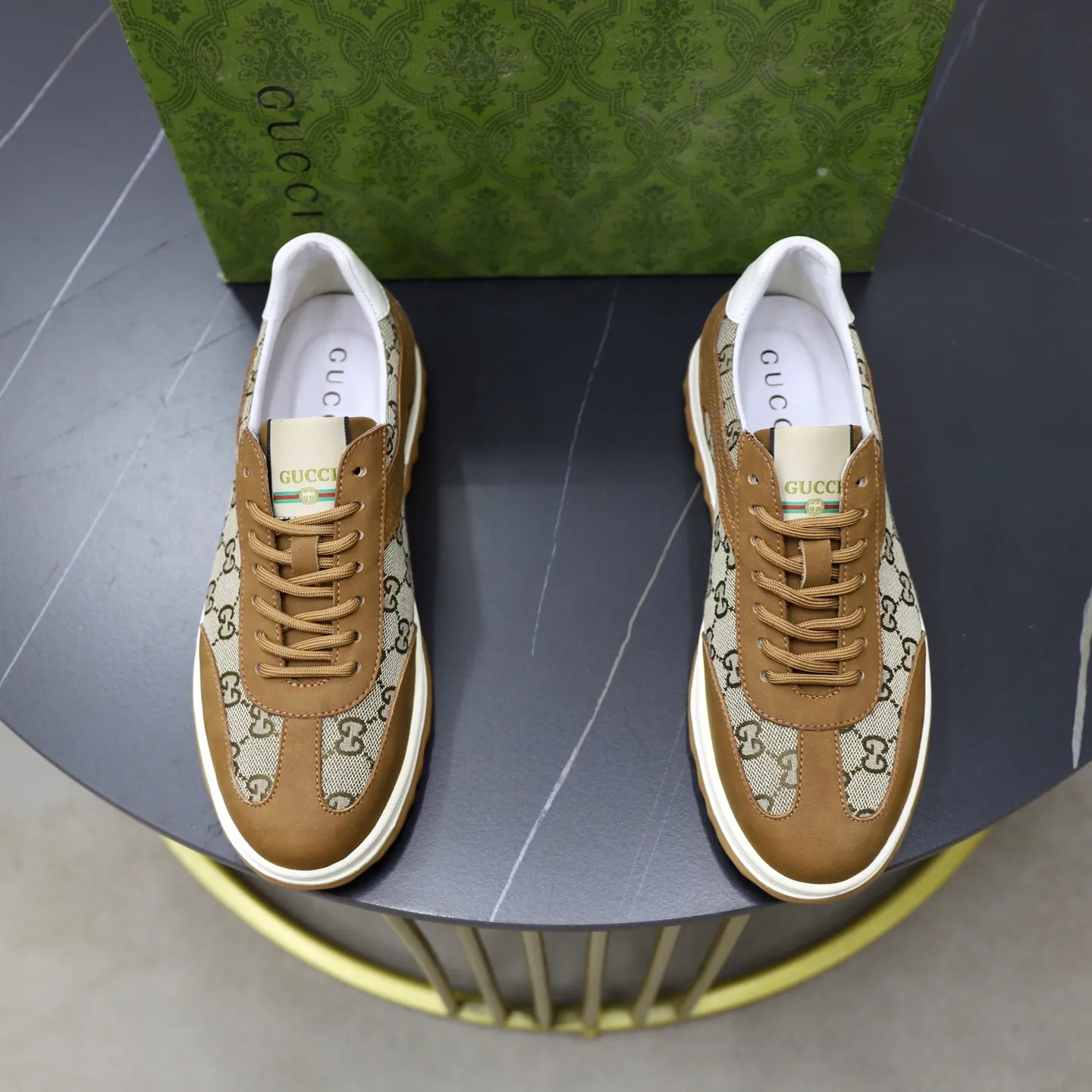 Men's shoes: 440💰🙅‍♂️🙅‍♂️🙅‍♂️ Brand: GUCCI Standard code: 38–44 (45 can be customized) Grade: Same as the official website Material: Original cowhide fabric Comfortable pigskin lining Lightweight wear-resistant outsole Style category: Men's fashionable casual shoes and boots Running sneakers Distinguished luxury brand elements Top luxury Color: actual picture color